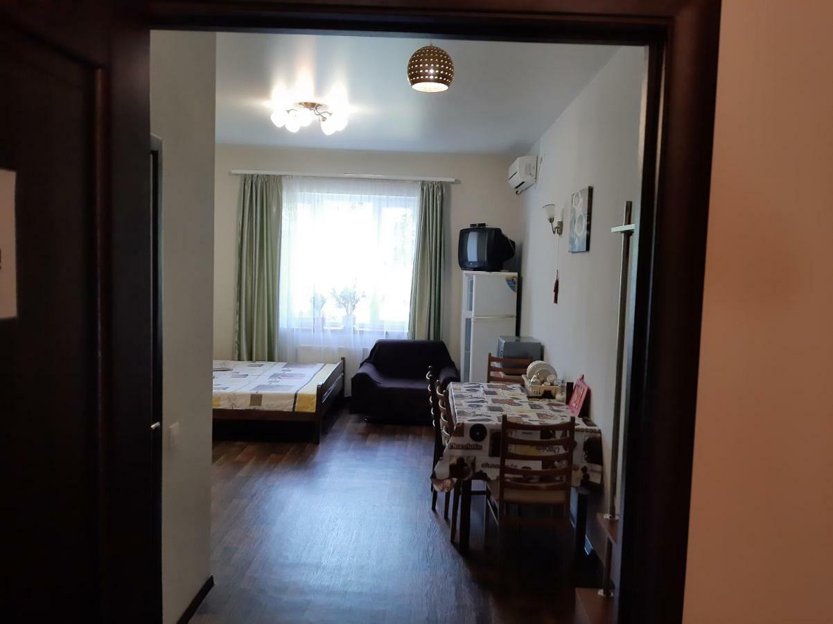 Звёздный Otel Odessa Dış mekan fotoğraf